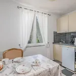 1 Bedroom Gorgeous In アパート Stara Baška